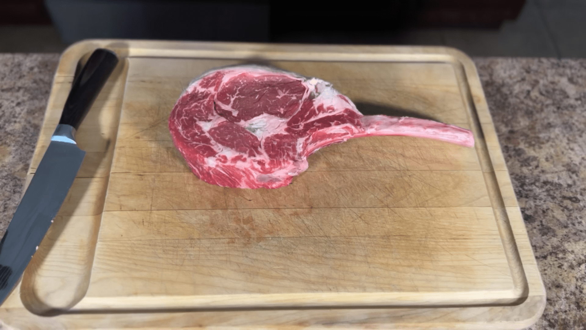 tomahawk steak